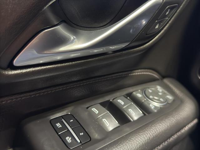 Photo of 2024 Titanium Rush Metallic GMC Yukon XL