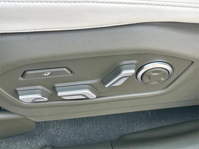 Photo of 2025 Earthy Brass Matte Hyundai SANTA FE