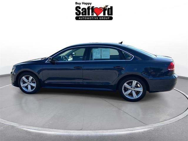 Photo of 2013 Night Blue Volkswagen Passat