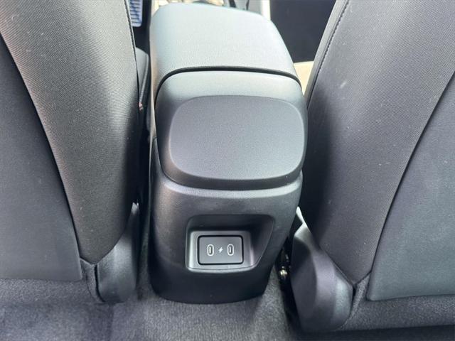 Photo of 2025 Fluid Metal Hyundai ELANTRA