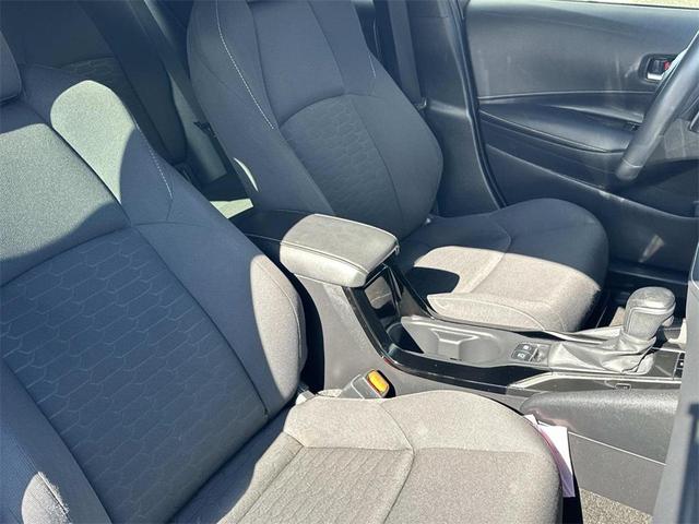 Photo of 2019 Classic Silver Toyota Corolla