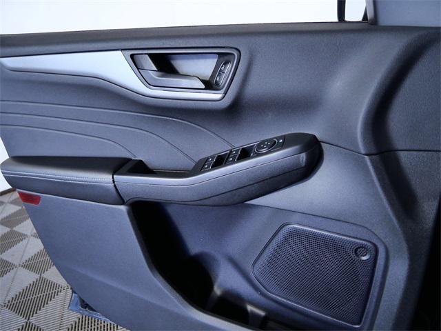 Photo of 2024 Black Metallic Ford Escape
