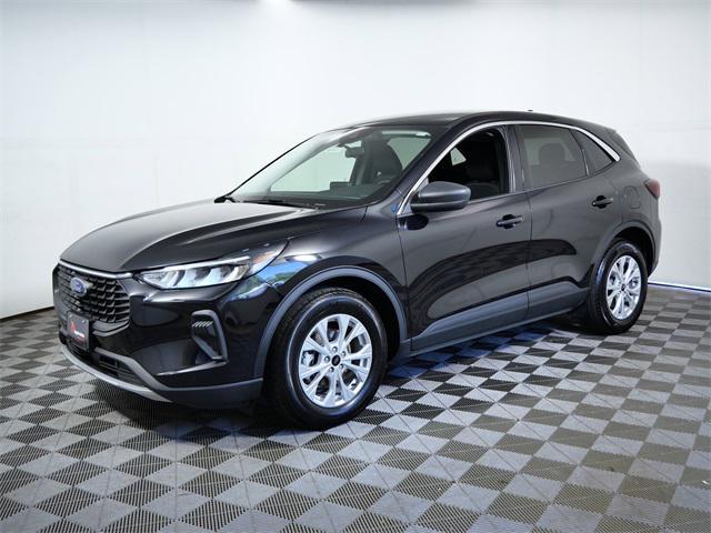 Photo of 2024 Black Metallic Ford Escape