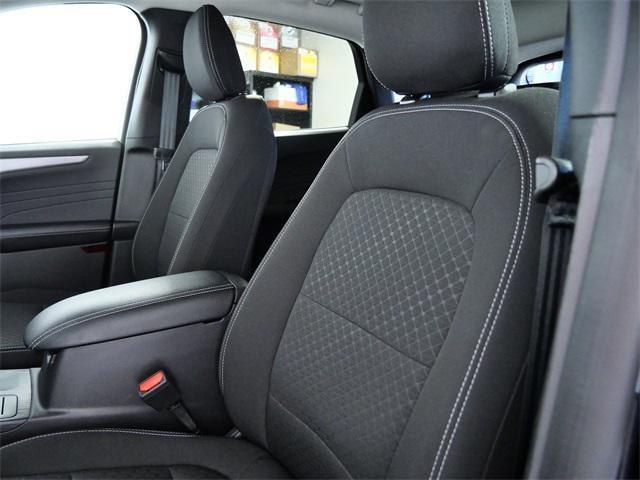 Photo of 2024 Black Metallic Ford Escape