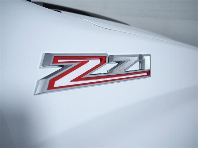 Photo of 2022 Summit White Chevrolet Silverado 1500