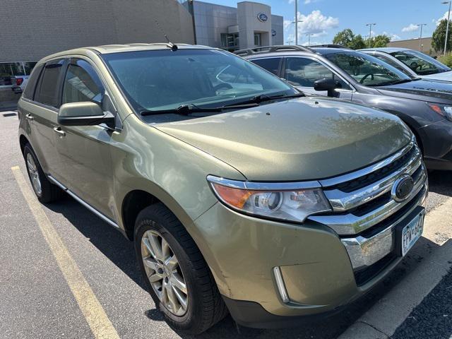 Photo of 2013 Ginger Ale Metallic Ford Edge