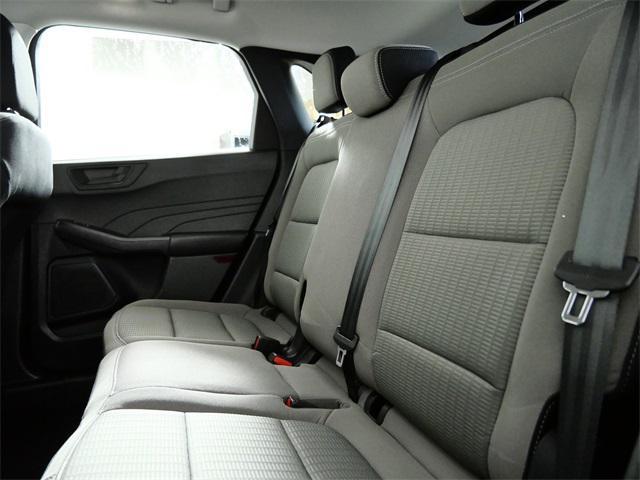 Photo of 2022 Black Metallic Ford Escape