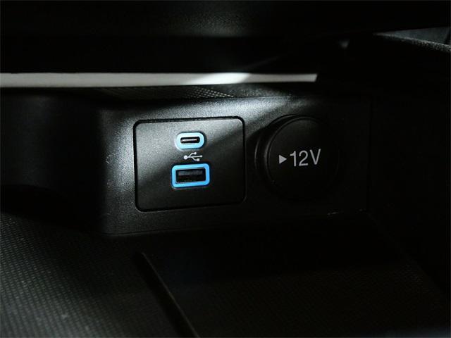 Photo of 2022 Black Metallic Ford Escape