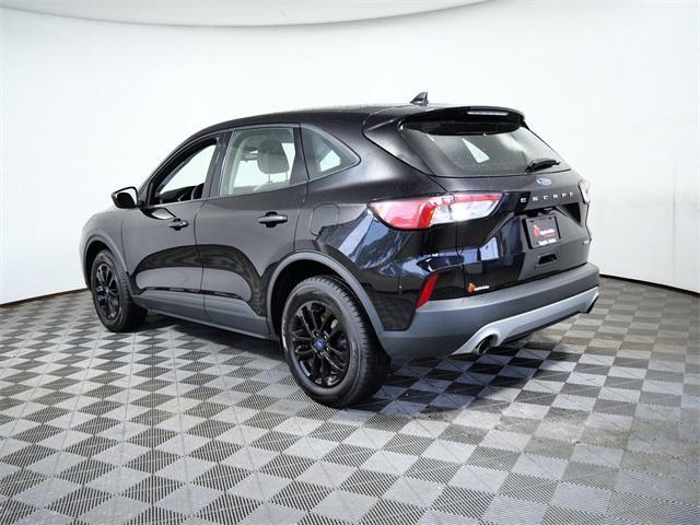 Photo of 2022 Black Metallic Ford Escape