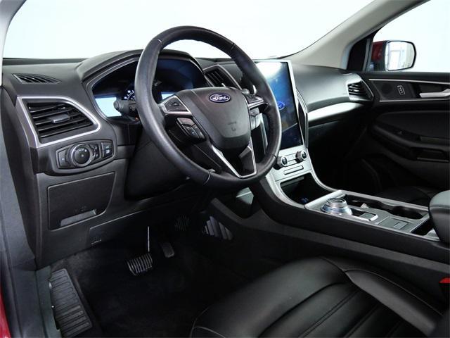 Photo of 2023 Red Metallic Ford Edge