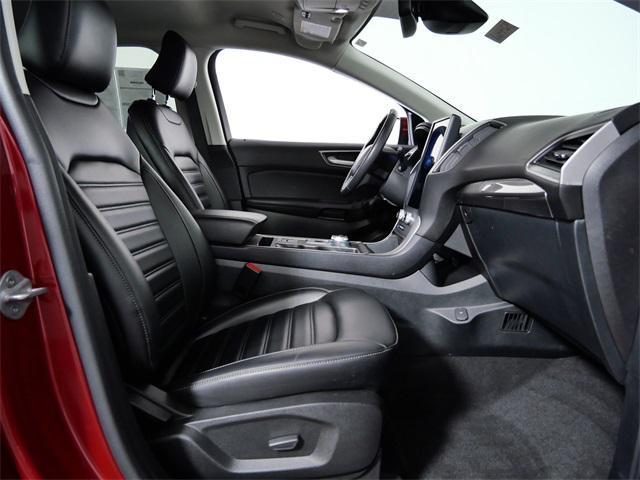 Photo of 2023 Red Metallic Ford Edge