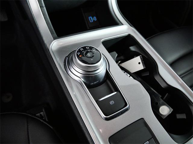 Photo of 2023 Red Metallic Ford Edge