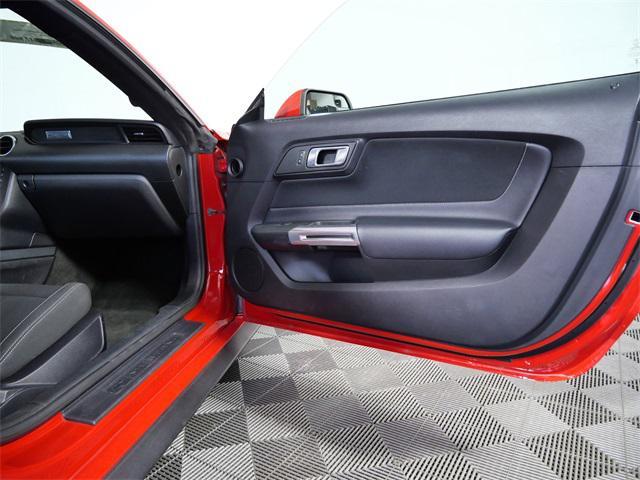 Photo of 2018 Race Red Ford Mustang