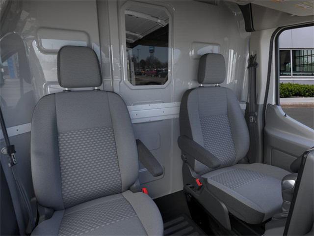 Photo of 2025 Oxford White Ford Transit-350