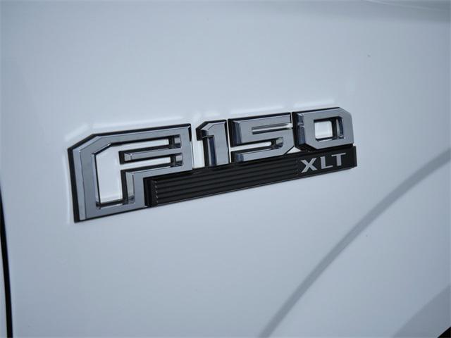 Photo of 2017 Oxford White Ford F-150