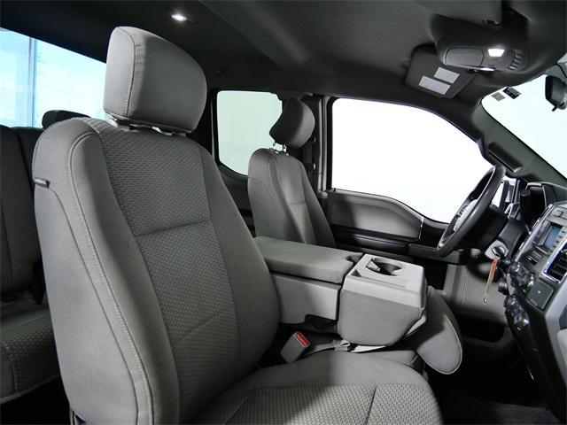 Photo of 2017 Oxford White Ford F-150
