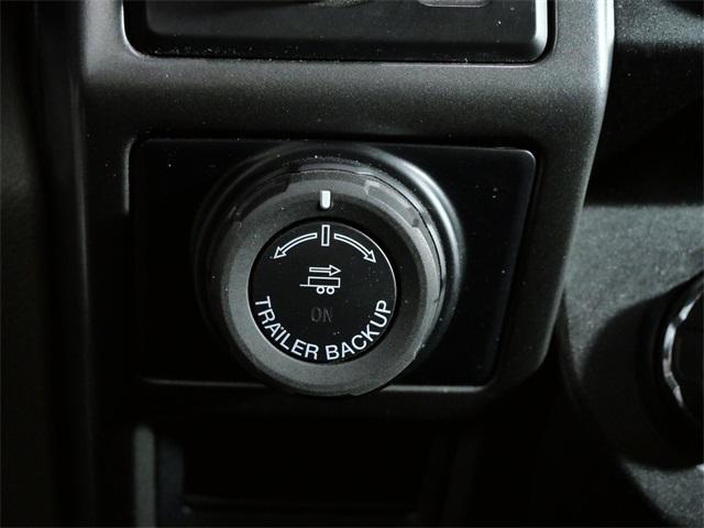 Photo of 2017 Oxford White Ford F-150