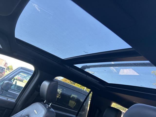 Photo of 2023 Dark Matter Metallic Ford Expedition