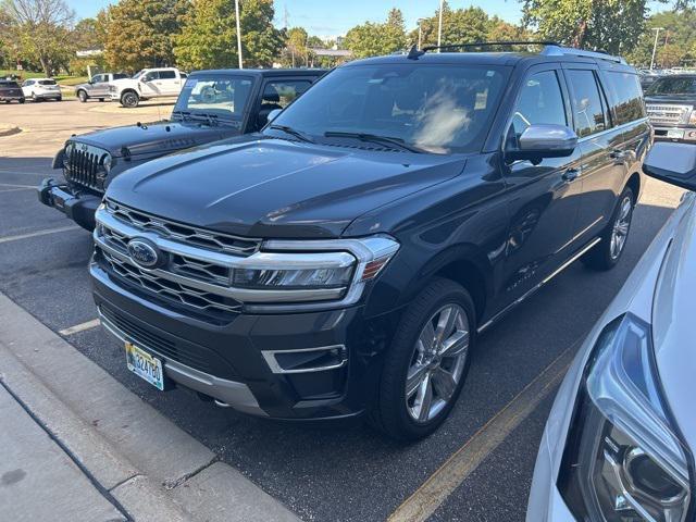 Photo of 2023 Dark Matter Metallic Ford Expedition