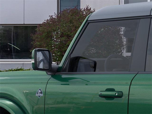 Photo of 2025 Green Metallic Ford Bronco