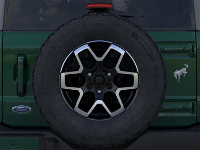 Photo of 2025 Green Metallic Ford Bronco