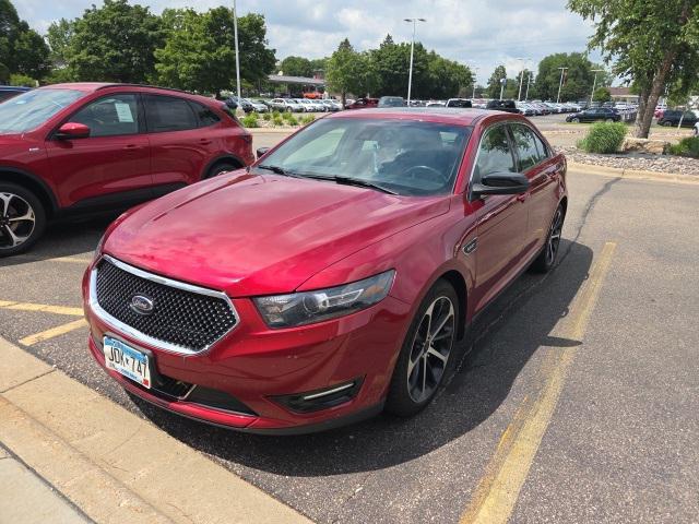 Photo of 2016 Ruby Red Metallic Ford Taurus