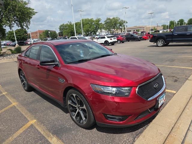 Photo of 2016 Ruby Red Metallic Ford Taurus