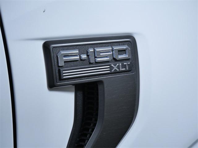 Photo of 2022 Oxford White Ford F-150