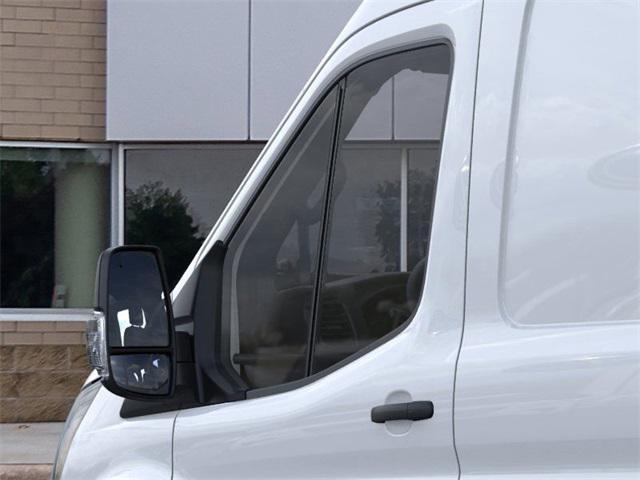 Photo of 2025 Oxford White Ford Transit-350