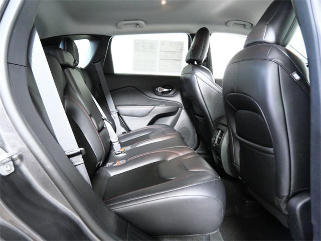 Photo of 2021 Granite Crystal Metallic Clearcoat Jeep Cherokee
