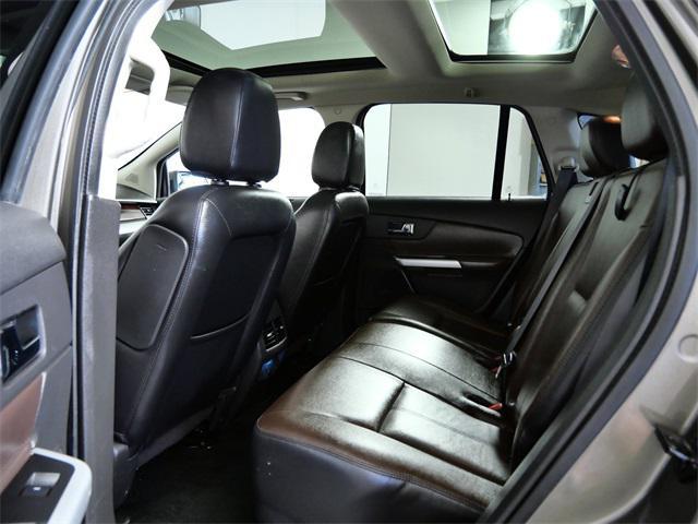 Photo of 2013 Mineral Gray Metallic Ford Edge