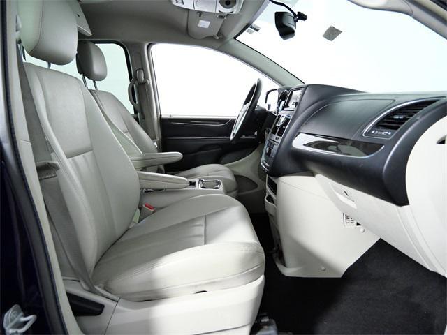 Photo of 2013 True Blue Pearlcoat Chrysler Town & Country