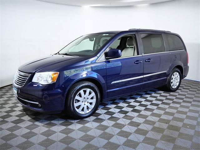 Photo of 2013 True Blue Pearlcoat Chrysler Town & Country