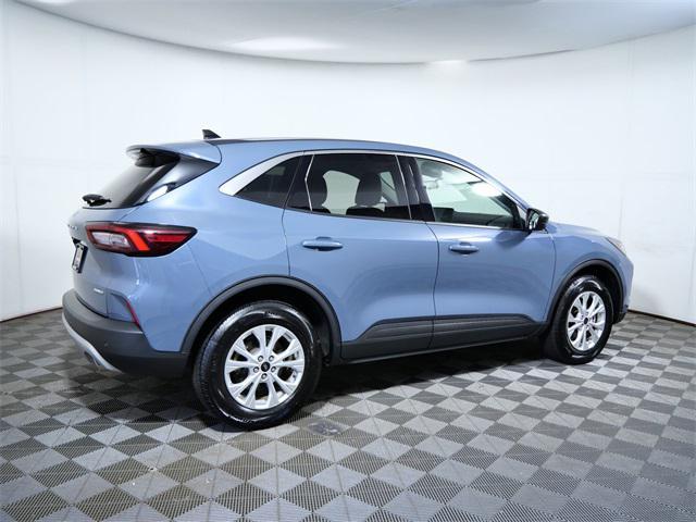 Photo of 2024 Vapor Blue Ford Escape