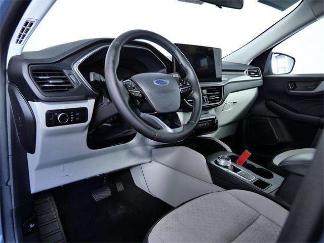 Photo of 2024 Vapor Blue Ford Escape