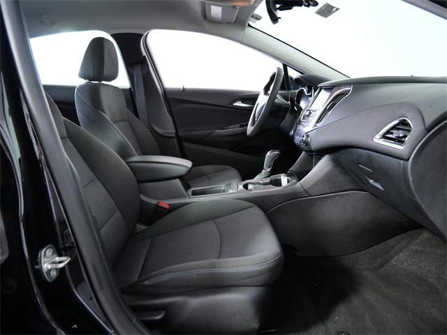 Photo of 2017 Black Chevrolet Cruze