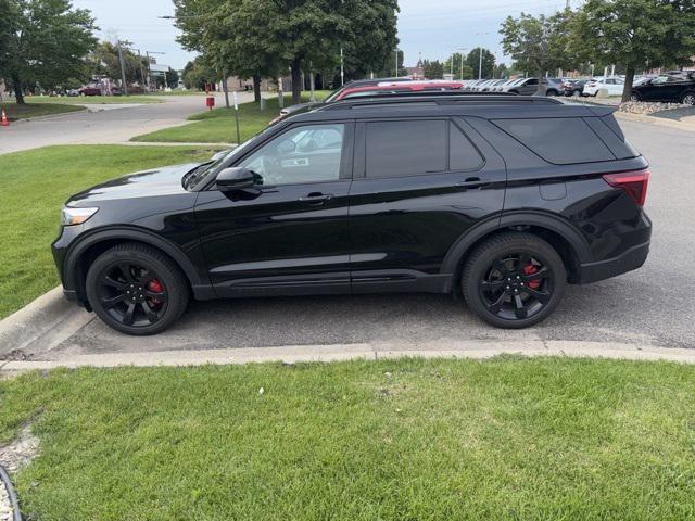 Photo of 2022 Agate Black Metallic Ford Explorer
