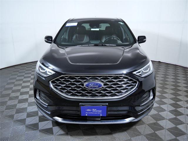 Photo of 2022 Black Metallic Ford Edge