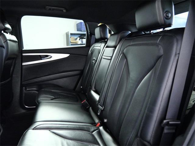 Photo of 2020 Blue Lincoln Nautilus