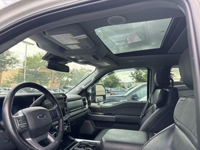 Photo of 2023 White Metallic Ford F-350
