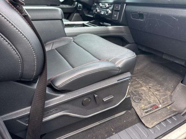 Photo of 2023 White Metallic Ford F-350