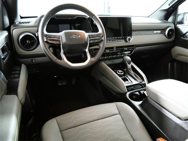 Photo of 2024 Black Chevrolet Colorado