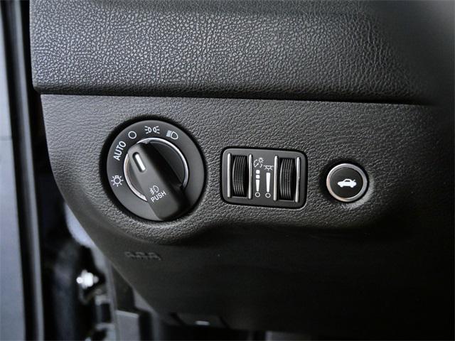 Photo of 2021 Gloss Black Chrysler 300