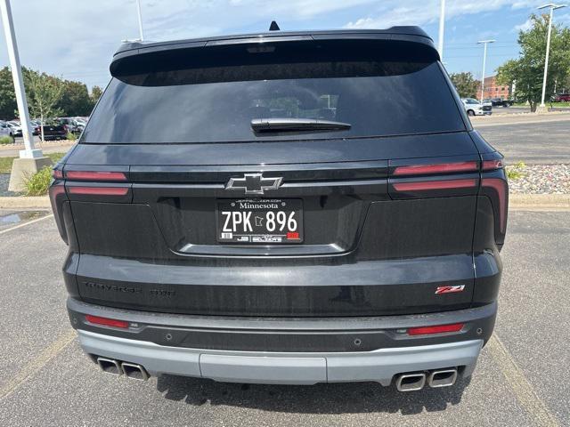 Photo of 2026 Black Chevrolet Traverse