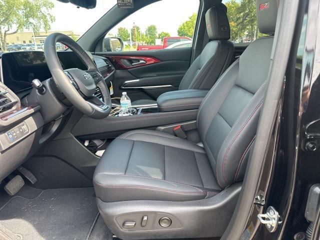 Photo of 2026 Black Chevrolet Traverse