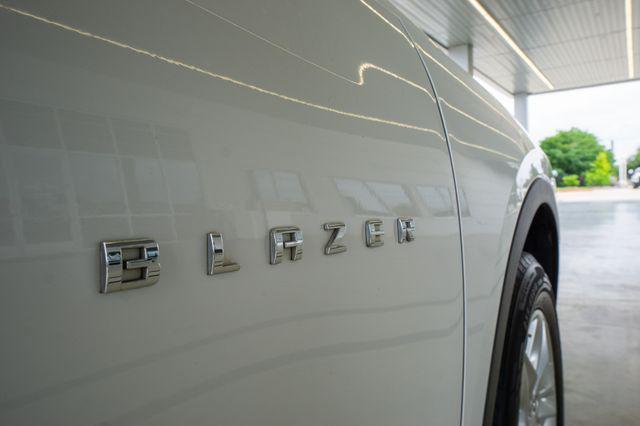 Photo of 2020 Iridescent Pearl Tricoat Chevrolet Blazer