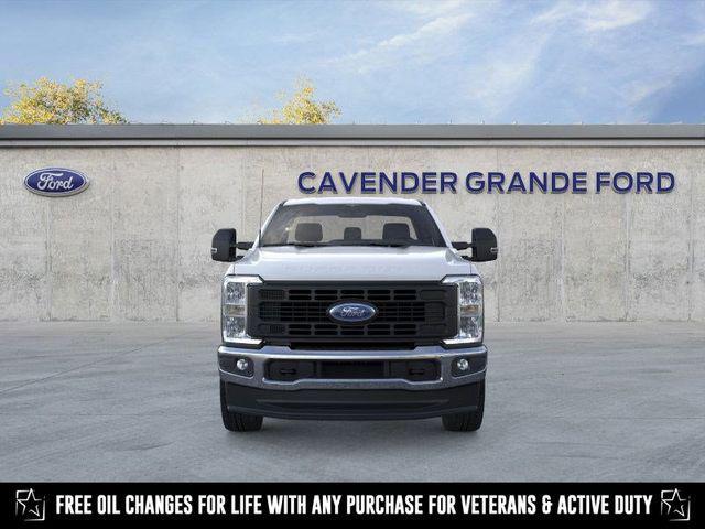 Photo of 2025 Oxford White Ford F-350