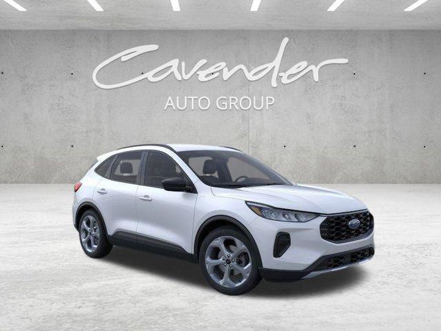 Photo of 2025 Space Silver Metallic Ford Escape