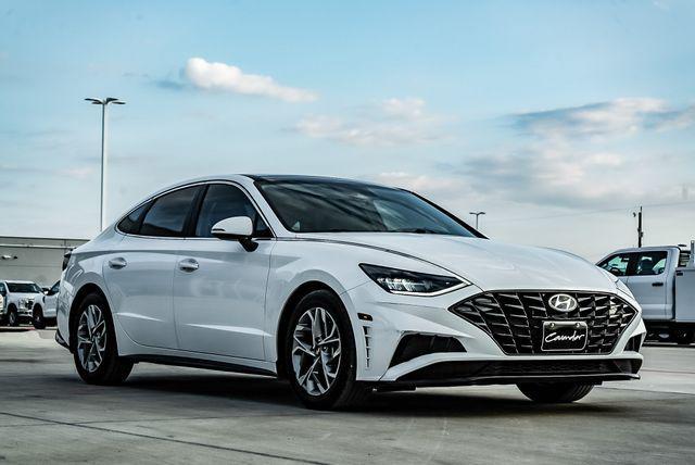 Photo of 2021 Quartz White Hyundai SONATA