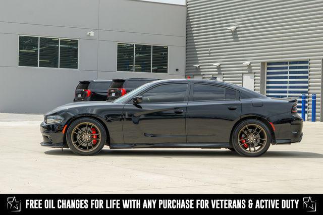 Photo of 2021 Pitch Black Clearcoat Dodge Charger